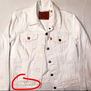 No longer fits. Worn twice.